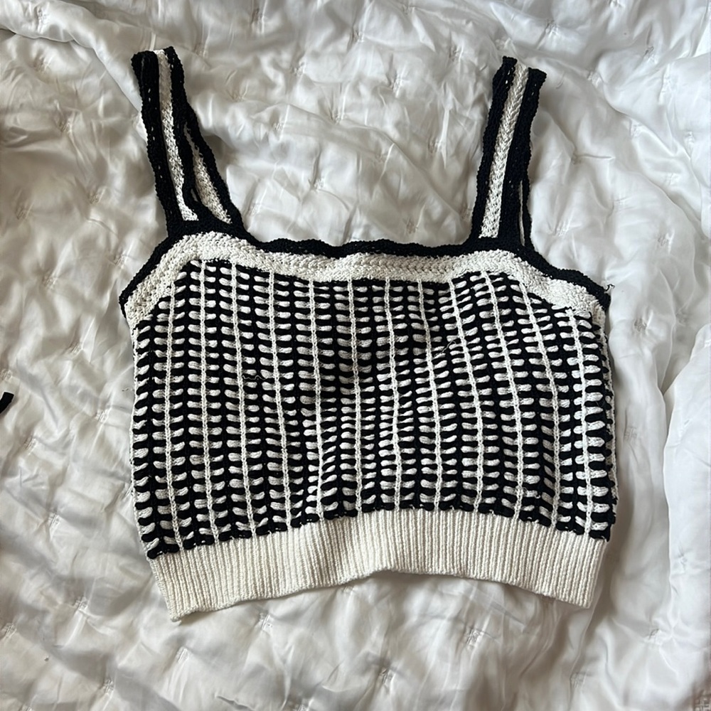 Knitted black an white white Maeve By Anthropologie Top